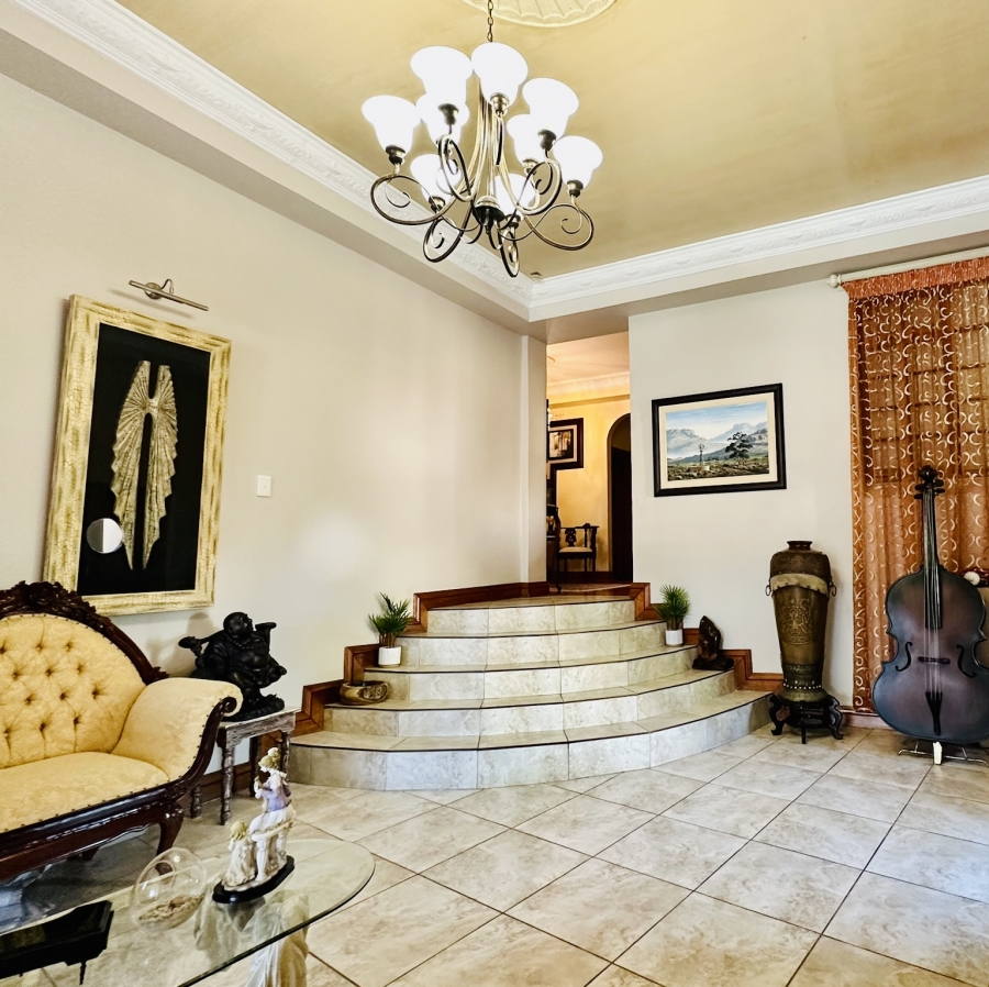 5 Bedroom Property for Sale in Mill Park Eastern Cape